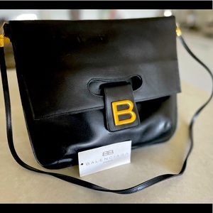 Balenziaga Shoulder Bag - multi wear option